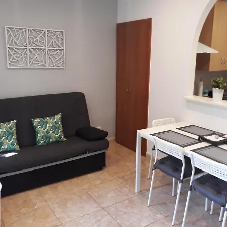 Royal Apartament-200m From Beach- Wifi Appartement *