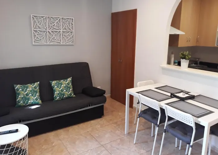 Royal Apartament-200m From Beach- Wifi Apartmán *